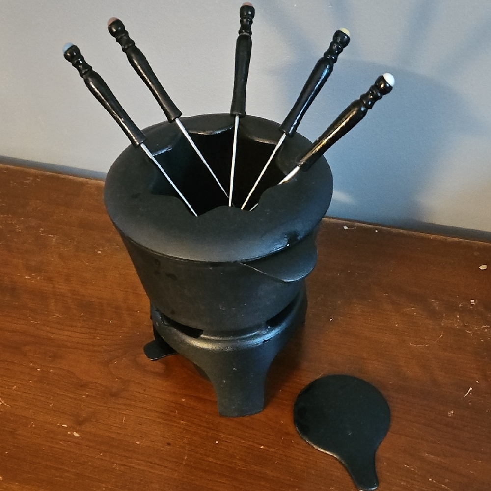 Dansk Cast Iron Fondue Set - Picture 4 of 13